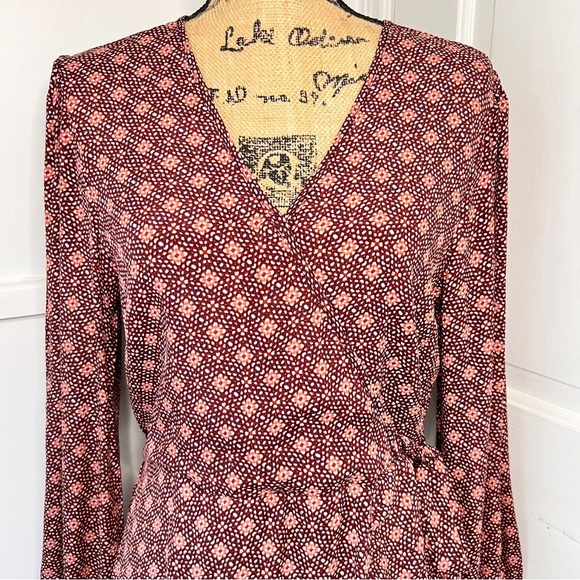 Band of Gypsies Crinkle Gauze Faux Wrap Dress NWT - Picture 3 of 14